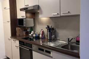 Lichtdurchflutete 3 Zimmer Wohnung mit Wohnküche in zentraler Innenstadtlage – Wollhausstraße 30, 74072 Heilbronn – Vorschaubild 3