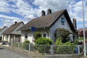 Bezugsfreies familienfreundliches EFH mit ELW und Wintergarten in Ruhigwohnlage fußläufig zum Rhein! – Neuwied (Kreis) – Vorschaubild 1