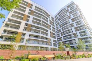 2 Zimmer, 70 m² und Balkon – Wohnen zwischen Main und Skyline