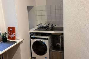Suche Nachmieter für eine unbefristete 1-Zimmer Wohnung in Berlin Charlottenburg vollmöbliert – Mindener Straße 3, 10589 Charlottenburg, Berlin – Vorschaubild 7