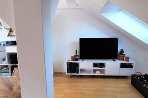 Traumhafte Dachgeschosswohnung mit Dachterrasse und EBK in Milbertshofen – Piccoloministr. 2, 80807 Milbertshofen, München – Vorschaubild 3