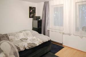Raum für deine Träume: Große 3-Zimmer-EG-Wohnung mit Ausbaupotenzial