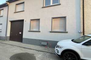 PROVISIONSFREIES  Einfamilienhaus mit großem Nebengebäude, Innenhof  und Garten – Karlsruhe (Kreis) – Vorschaubild 1