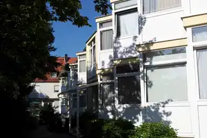 * Hübsches 1-Zi-Apartment mit Single-Küche * in ruhiger und zentraler Wohnlage * Nähe Stadtpark – Steigerwaldstraße 26, 90409 Nürnberg – Vorschaubild 2