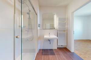 Wohnen über den Dächern – Dreieinhalb-Zimmer-Wohnung mit Terrasse und Balkon – 60326 Gallus, Frankfurt am Main – Vorschaubild 7