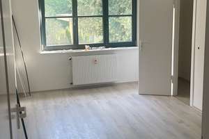 Wohnen am Stadtpark – hochwertig renovierte 70-m²-Wohnung – Graf-Engelbert-Straße 10, 44791 Grumme, Bochum – Vorschaubild 3