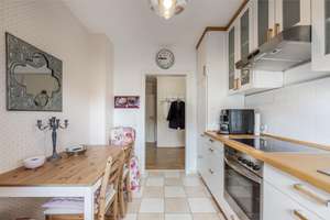 Bremen - Schwachhausen (Bürgerpark) / 2 Zimmer Wohnung mit Dachterrasse, Fahrstuhl und Garage – Die vollständige Adresse der Immobilie erhältst du vom Anbieter., 28209 Bürgerpark, Bremen – Vorschaubild 13