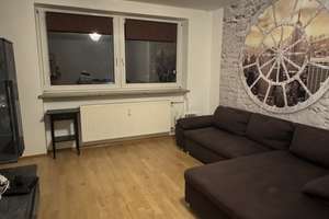 Befristet zur Untermiete! Helle 3-Zimmer-Wohnung mit Balkon im 3. OG in München-Bogenhausen – Oberföhringer Straße 240a, 81925 Oberföhring, München – Vorschaubild 2