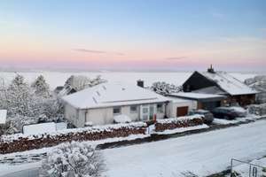 Ihr neues Zuhause mit Schlei-Panorama – Gepflegte Doppelhaushälfte in Fahrdorf – Die vollständige Adresse der Immobilie erhältst du vom Anbieter., 24857 Fahrdorf – Vorschaubild 1