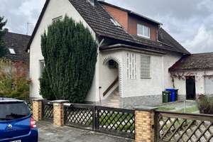 Charmantes Einfamilienhaus mit großem Garten – Die vollständige Adresse der Immobilie erhältst du vom Anbieter., 63110 Rodgau – Vorschaubild 2