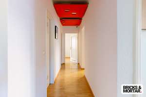 Wunderschöne 4-Zimmer-Wohnung im Charmanten Stühlinger - ideal für Investoren und Kapitalanleger. – 79106 Stühlinger-Eschholz, Freiburg im Breisgau – Vorschaubild 2