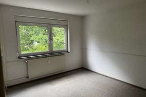 Stilvolle 4 Zimmer-Eigentumswohnung mit Balkon in ruhiger Wohnlage von Biberach an der Riss – Widdersteinstraße 31, 88400 Biberach an der Riß – Vorschaubild 7