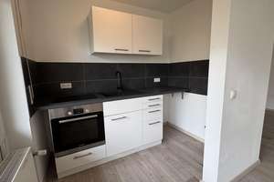 TOP RENOVIERTE 1-ZIMMER-WOHNUNG MIT NEUER EBK, BALKON & PKW-STELLPLATZ – Nansenstrasse 11, 65203 Biebrich, Wiesbaden – Vorschaubild 5