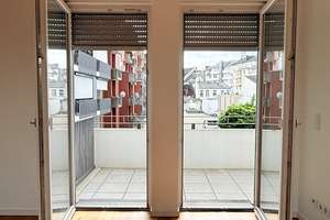 Ganz besonders toll mit großzügigem offenem Wohnzimmer, gr. Balkon, Aufzug, TG-Platz, Baujahr 2016 – Die vollständige Adresse der Immobilie erhältst du vom Anbieter., 40223 Bilk, Düsseldorf – Vorschaubild 7