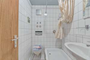 Kompakt, vermietet, attraktiv – 1-Zimmer-Wohnung mit Terrasse und Tiefgaragenstellplatz – Die vollständige Adresse der Immobilie erhältst du vom Anbieter., 73230 Kirchheim unter Teck – Vorschaubild 9