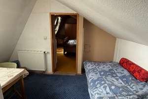 ++ Einfamilienhaus im WEG mit Terrasse, Balkon, Garten und Nebengebäude in ruhiger Wohnlage! ++ – Die vollständige Adresse der Immobilie erhältst du vom Anbieter., 67480 Edenkoben – Vorschaubild 36