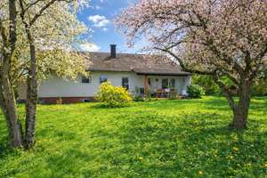Einziehen & Wohlfühlen: Stilvoller Bungalow mit Fernblick, großem Garten und eigener Wellnessoase – Die vollständige Adresse der Immobilie erhältst du vom Anbieter., 66504 Bottenbach – Vorschaubild 19