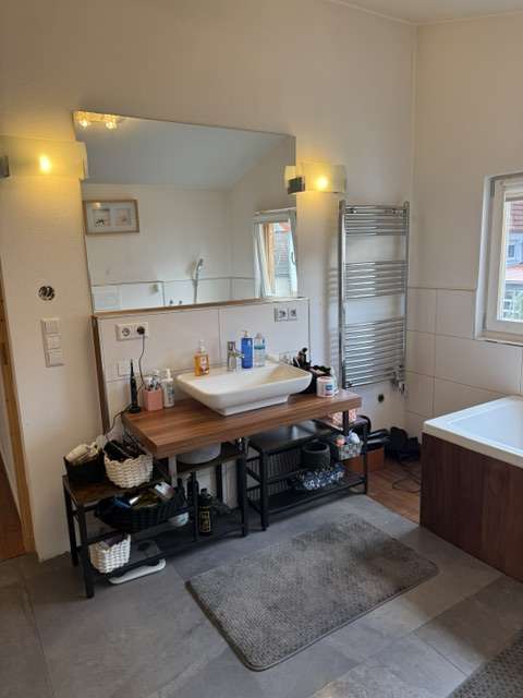 Immobilie in Rudersberg - Charmante 4-Zimmer-Wohnung mit Haus-im-Haus-Charakter - Bild 9