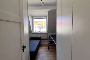 Schwabing erleben: Helle 3-Zimmer-Wohnung mit Balkon Teilmöbliert – 80805 Neufreimann, München – Vorschaubild 13