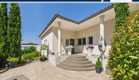 Bild von Saniertes Anwesen mit einzigartiger Ausstattung und großem Garten nahe dem Stadtwald !