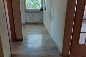 Großzügig geschnittenes Haus – sehr gute Infrastruktur, PLZ 64297 Darmstadt Eberstadt – Sachsenstraße 16, 64297 Eberstadt, Darmstadt – Vorschaubild 6
