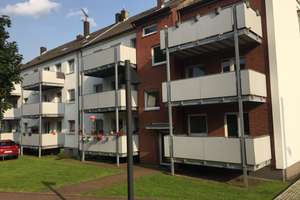--preiswert-frisch gestrichen+ sauber--hell--Bad mit Fenster-- – Schmalhorststr. 24, 45899 Horst, Gelsenkirchen – Vorschaubild 13
