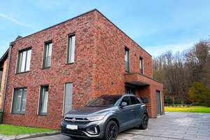🏡 Luxus trifft Natur: neuwertiges Haus mit Terrasse, Garten & Smart Home in Lohmar – Die vollständige Adresse der Immobilie erhältst du vom Anbieter., 53797 Lohmar – Vorschaubild 3