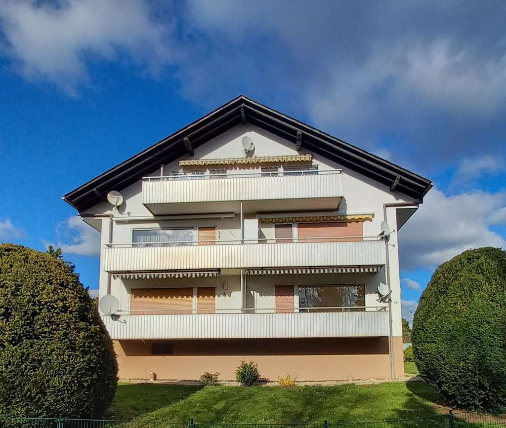 Immobilie in Bad Nauheim - Gemütliche DG-Eigentumswohnung in schöner Lage - Bild 0