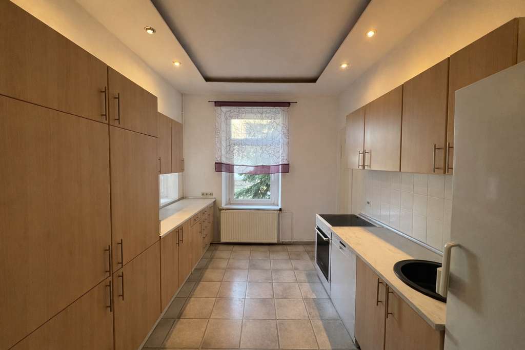 Immobilie in Neukieritzsch - Ein Haus für Generationen – großzügig, hell und vielseitig in Lobstädt! - Bild 2