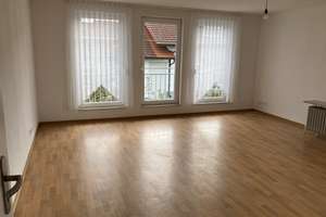 Helle, vollständig renovierte 3,5-Zimmer-Wohnung mit Balkon und EBK in Westhausen – Die vollständige Adresse der Immobilie erhältst du vom Anbieter., 73463 Westhausen – Vorschaubild 2