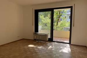 Erstbezug nach Kernsanierung:  Helle 4-Zimmer-Wohnung mit Balkon nahe U-Bahnstation – Die vollständige Adresse der Immobilie erhältst du vom Anbieter., 80799 Universität, München – Vorschaubild 2