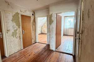 Potenzialreiches Mehrfamilienhaus in Schwarzenbach bei Pressath – Ideal für Sanierer & Investoren – Die vollständige Adresse der Immobilie erhältst du vom Anbieter., 92270 Schwarzenbach – Vorschaubild 16