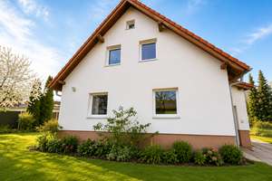 Attraktives Familiendomizil in vorzüglicher Lage - Bezugsfrei - Einliegerwohnung - Balkon - Garten – Uhuweg XX, 12351 Buckow, Berlin – Vorschaubild 3
