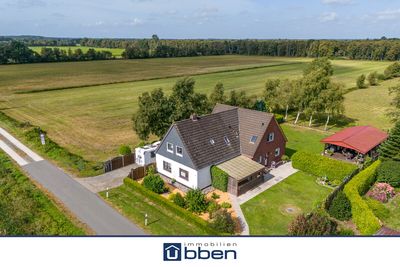 Ein- oder Zweifamilienhaus mit traumhaftem Weitblick ins Grüne!