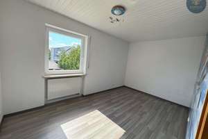 Großzügiges Familiendomizil zum Leben, Entspannen & Genießen – Die vollständige Adresse der Immobilie erhältst du vom Anbieter., 94351 Feldkirchen – Vorschaubild 7