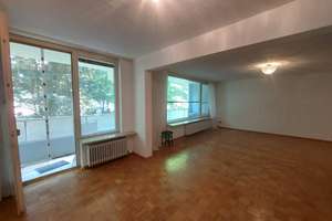 Zentraler geht`s nicht ! 112 qm Familienwohnung nähe City-Galerie (provisionsfrei) – Schwibbogenplatz 2b, 86152 Am Schäfflerbach, Augsburg – Vorschaubild 2