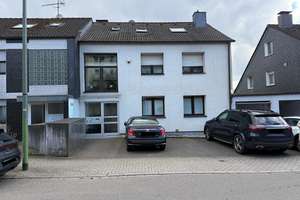 Geräumige, exklusive und gepflegte 4,5-Raum-Maisonette-Wohnung mit Einbauküche in Essen