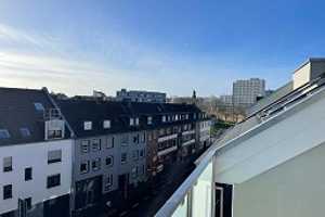 ***TRAUMHAFTE AUSSTATTUNG*** Durchdachte Aufteilung - Aufzug - Garage - Gäste WC - NACH ABSPRACHE! – Korschenbroicherstraße 43, 41065 Mönchengladbach – Vorschaubild 11