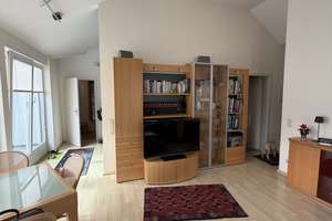 Schiersteiner Hafen vor der Tür | Helle 3 Zi. DG-Wohnung mit Balkon & Stellplatz – Wasserrolle 9A, 65201 Schierstein, Wiesbaden – Vorschaubild 4