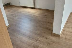 chamante neu renovierte Dachgeschosswohnung mit Balkon und Gartenmitnutzung – Finkenstraße 30, 33609 Mitte, Bielefeld – Vorschaubild 10