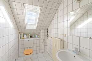 Helle 2 Zi DG Wohnung mit Blick über Durlach – Basler-Tor-Straße 10, 76227 Durlach, Karlsruhe – Vorschaubild 6
