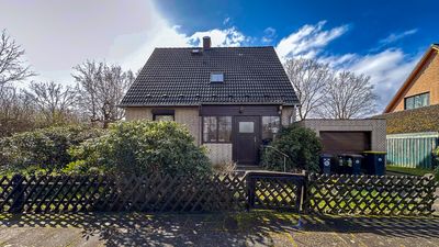 EFH auf großem Grundstück – mit Garage