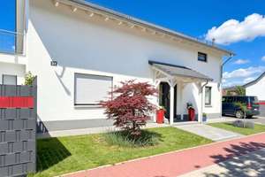 Modernes, energieeffizientes Einfamilienhaus inkl. Salzwasserpool, Einbauküche&Garage bei Wolfsburg! – Spatzenring 37, 38479 Tappenbeck – Vorschaubild 2