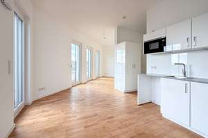 Geräumige Dachgeschosswohnung nah Schloß Charlottenburg - 2 Zimmer am Mierendorffplatz – Osnabrücker Straße 27, 10589 Charlottenburg, Berlin – Vorschaubild 10