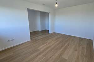 Wunderschöne, frisch renovierte 3-Zimmerwohnung in Bogenhausen-Englschalking – Freischützstraße 17, 81927 Englschalking, München – Vorschaubild 3
