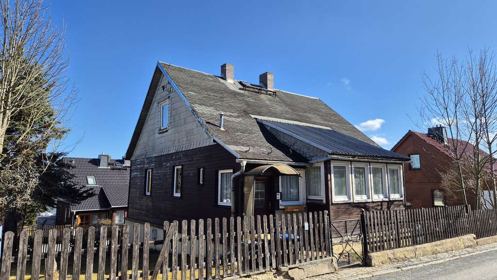 Immobilie in Johanngeorgenstadt - Toll geschnittenes Einfamilienhaus (124 m²) mit Garage in ruhiger Lage in Johanngeorgenstadt - Bild 4