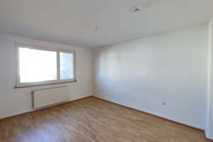 3-Zimmerwohnung (1. OG) im Herzen Gelsenkirchens zu vermieten! – Schwäbische Str. 11, 45881 Schalke, Gelsenkirchen – Vorschaubild 2