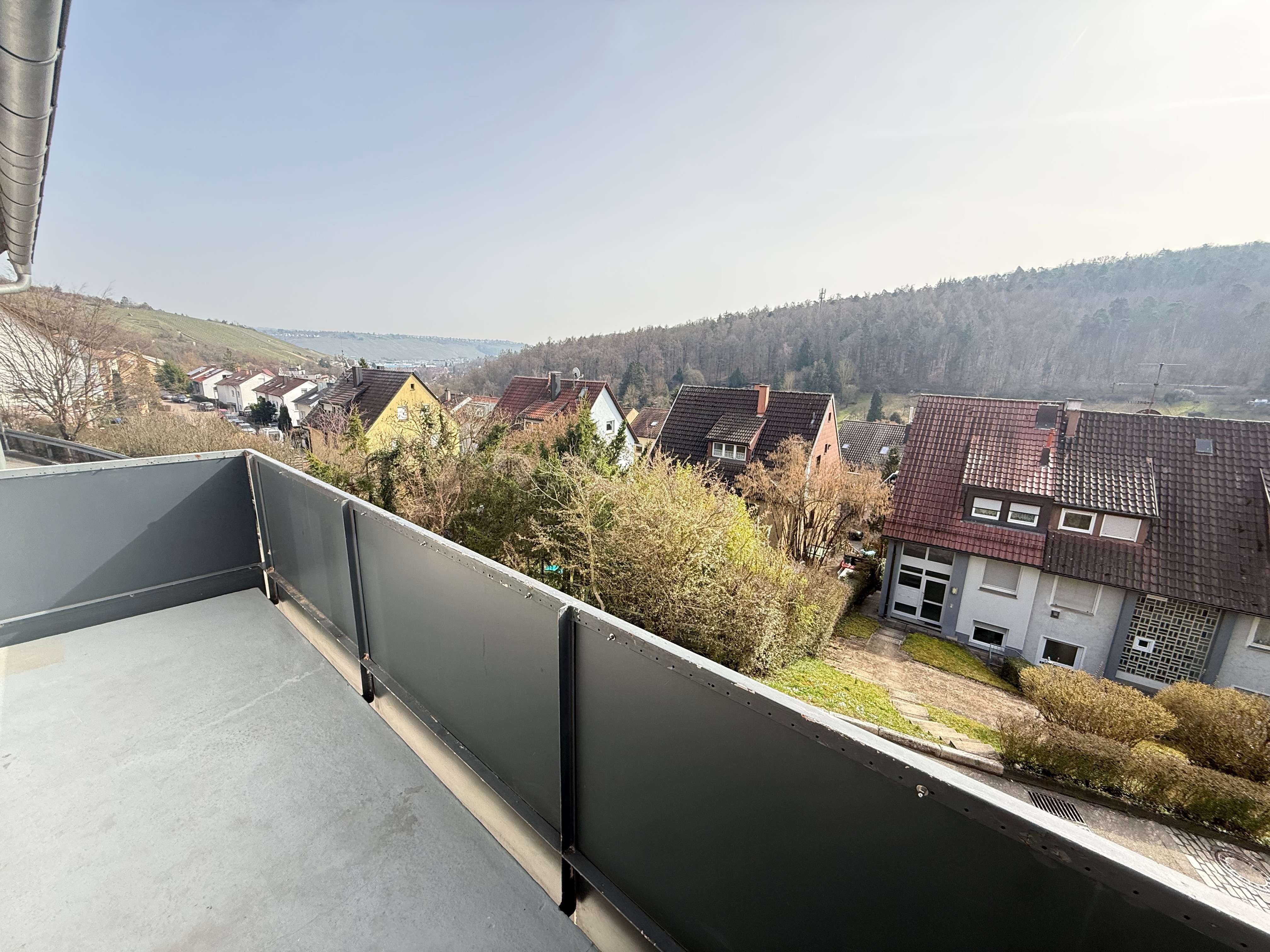 + 3-Zi.-Wohnung mit 72 qm Wfl. * 2 Balkone * TL-Bad * Einzelgarage + Top-Lage! +, Stuttgart – Bild 4