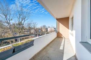 Bezugsfrei! 4 Zimmer mit Sonnigem Balkon. Renovierungsbedürftig – Gütergotzer Straße 3, 14165 Zehlendorf, Berlin – Vorschaubild 6