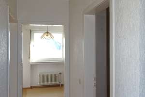 Doppelhaushälfte mit zusätzlichem Wohnraum im Dach- und Kellergeschoss – Drechslerstraße 9, 46244 Grafenwald, Bottrop – Vorschaubild 11